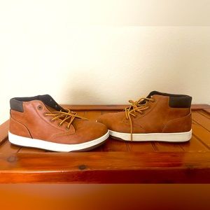 POLO RALPH LAUREN BROWN BOOTS